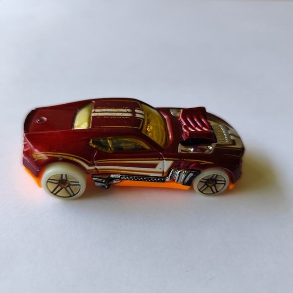 4/$20💥Hot Wheels Twinduction 2010 Sports Car 1:64 Scale Red Miniature Toy Car - Picture 5 of 6